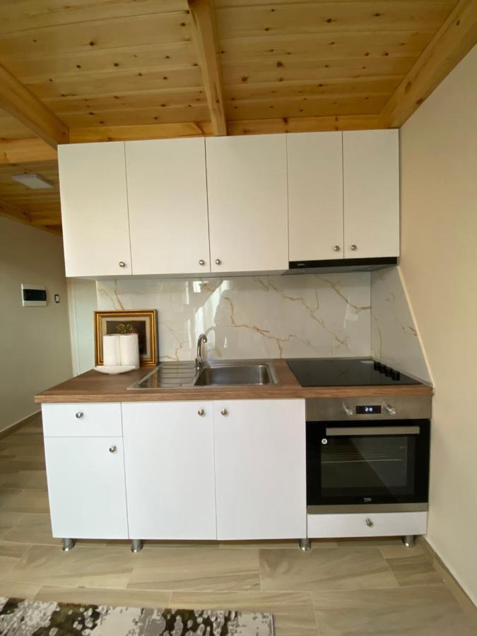 Jon'S Duplex Apartment Tirana Exterior photo